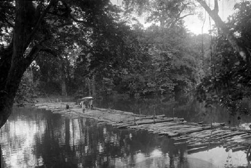 Floating bridge