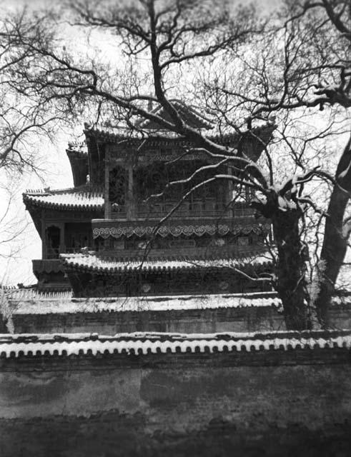 Main rear building of Yung Ho Kung, from northwest court