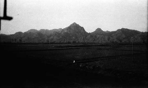 San tsing peaks from train