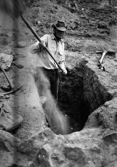 Little Red Hill, lower site, Dan Morse with shovel