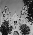 Views of the church facade.