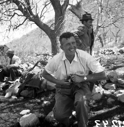 Dennis Batten and Fuad Safar on Jebel Baradost near Rownadiz