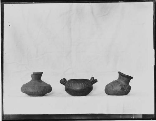 Pottery vessels