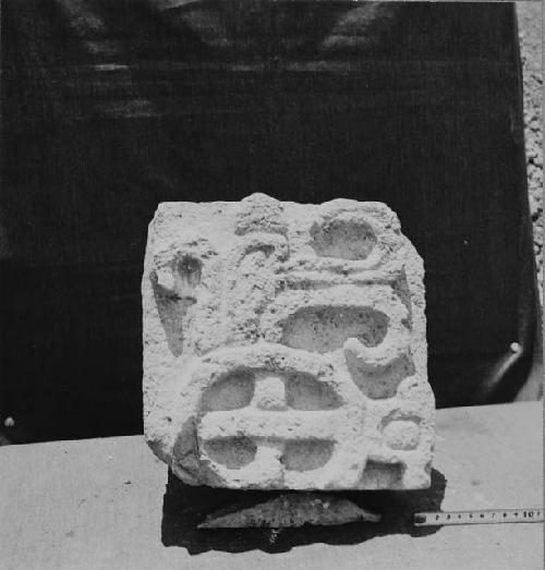 Str R89. Sculptured stone in debris of areaway
