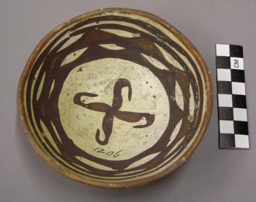 Bowl, polacca polychrome style c. int: curvilinear design; ext: slipped, no desi