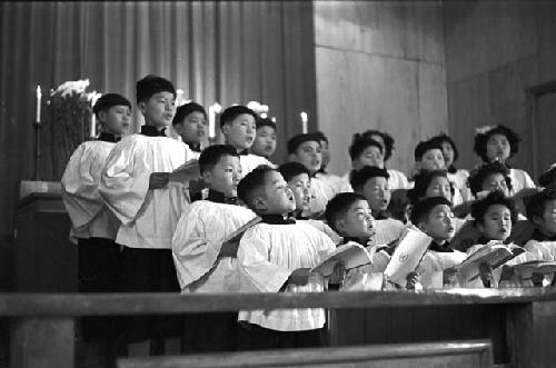 Portrait of children singing in choir 4