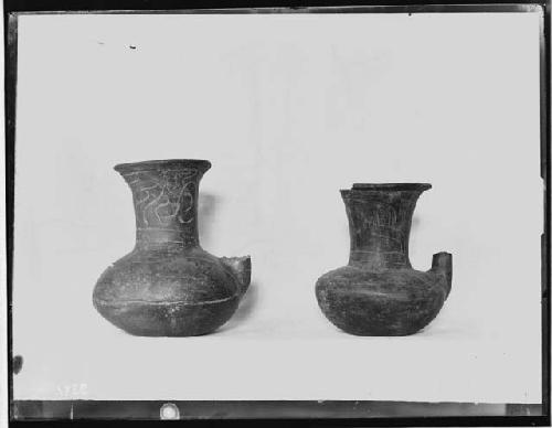 Pottery vessels