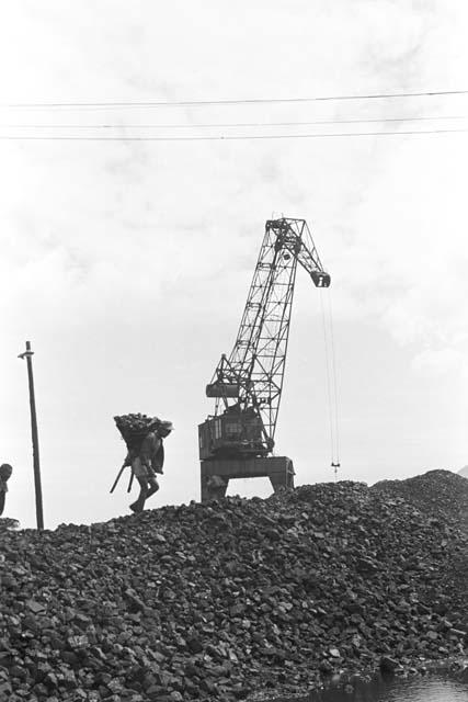 Outdoor view of dirt and rubble