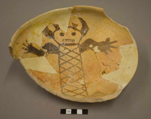 Part of Sikyatki polychrome pottery bowl - zoomorphic