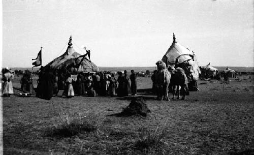 Preparing tent of Chingghis for loading on cart