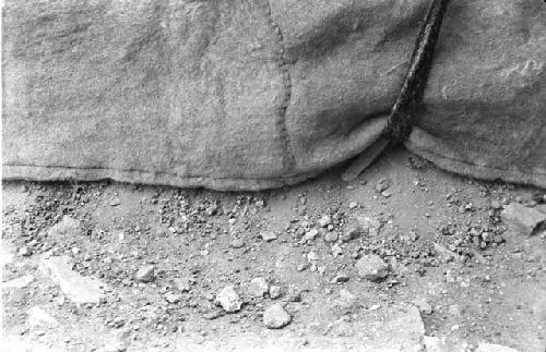 Mongol tent, side lashing at ground level