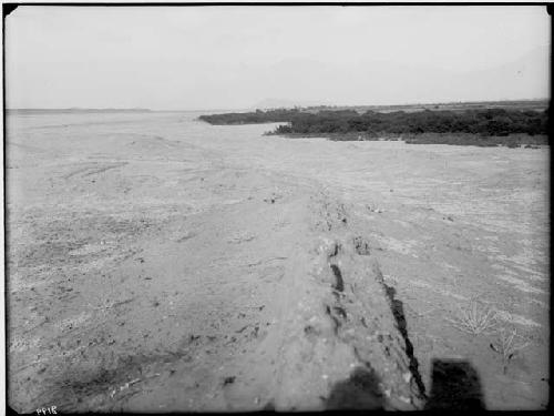 Canal which ought to be connected with the reservoir called el Mampuesto