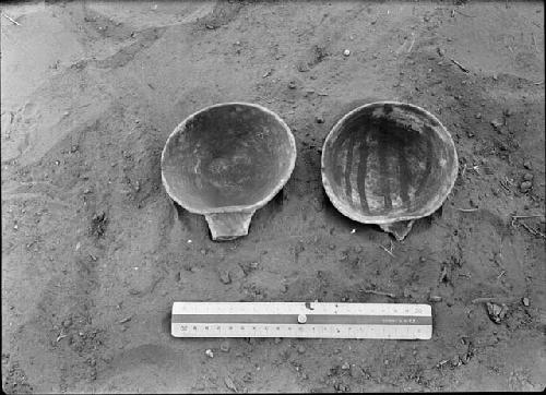 Pots 6 and 8, Burial 9