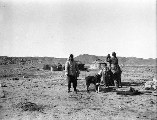 Lao Hu K'uo, trader's yurt at foot of hills