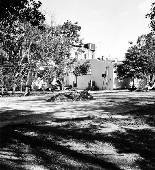 Carnegie Institution Office, looking southwest