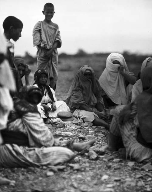 Women selling bread