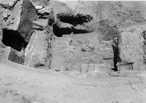 View of tomb1 from above, Structure E-III-3