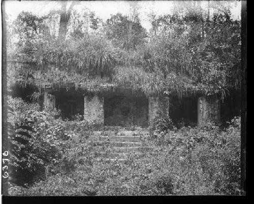 Building in Court Palacio