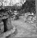 Str. H18, north doorway of superstructure and central shrine