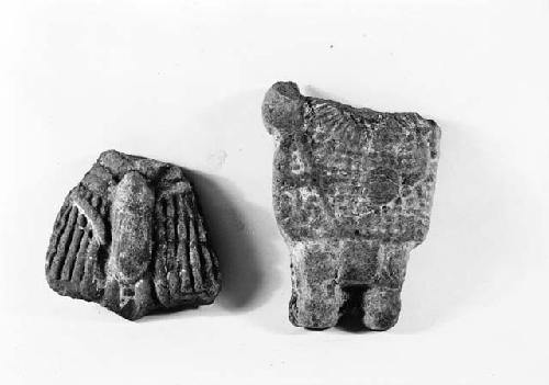Pottery figurines, probably showing textile clothing
