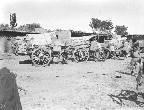 Carts, inn yard, Toksun