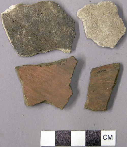 Ceramic unslipped and red slip plainware potsherds