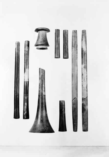 Stone maces, stone rods, steatite object