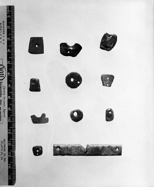 Various jade objects