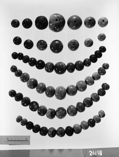 Large spherical beads