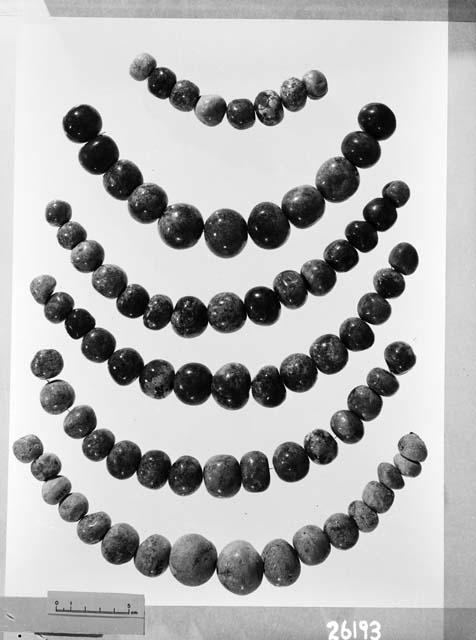 Large spherical beads