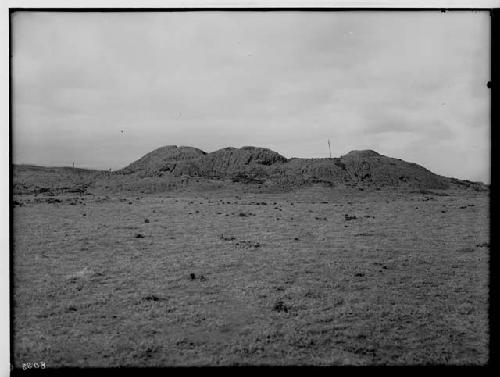 Construction about 400 meters from the edge of Trujillo plain