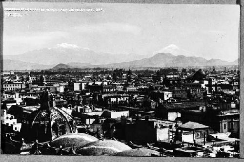 Panorama de la Ciudad de Mexico, Hacia Los Volcanes