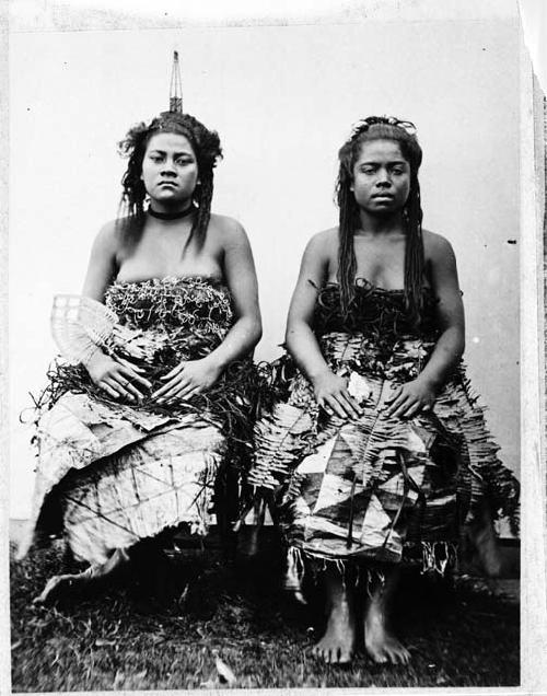 Two Tongan women