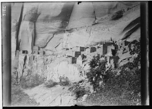 General view - Betatakin Ruin