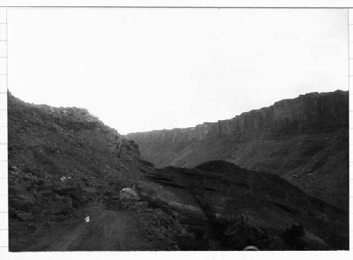 Colorado River Canyon on Thompson-Moab road