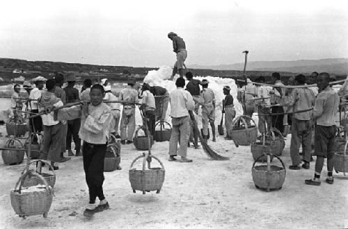 Shansi, September 1935, basket coolies, who stack salt