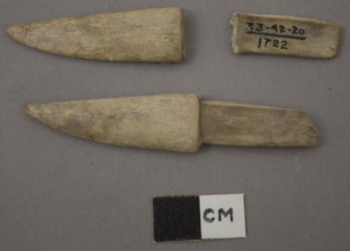 Bone arrowpoints with tang