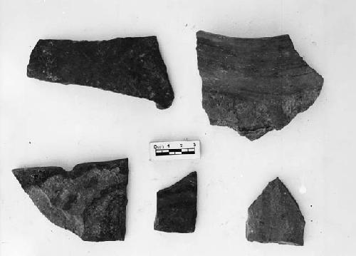 Potsherds; Trench A extension, culture level, pit level