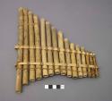 Pan pipe ("uufifolo buri": "the one to be blown in the back", i.e. bass) 22 cm.x