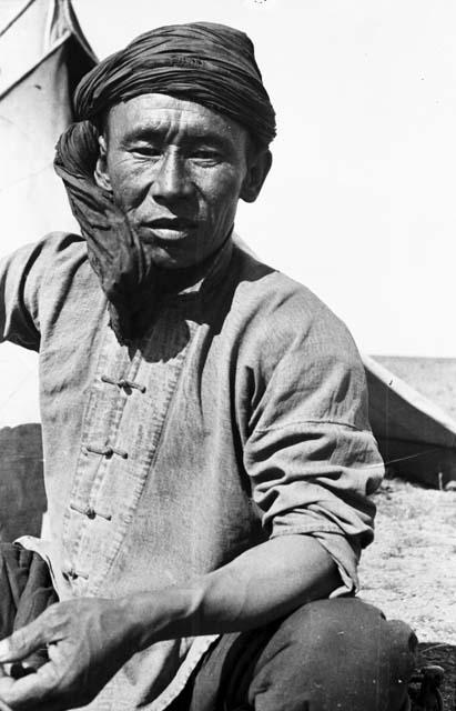 Arash in turban, close-up