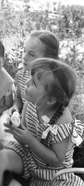 Yutaoho, Shansi, July 1935, Clare, Ann, eating and looking up