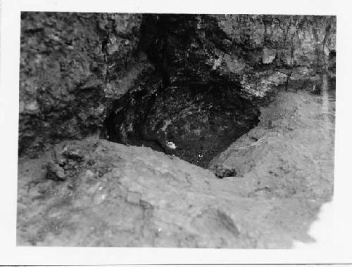 Photo of Kiva; cist