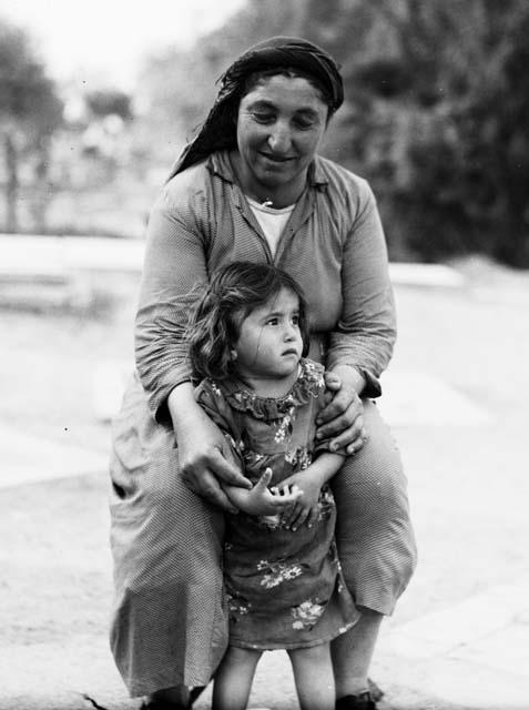 Assyrian woman and child at Habbaniya