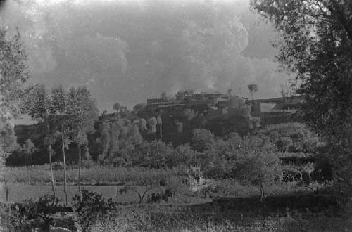 Yutaoho, Shansi, summer 1935, 'Ming descendants' village,