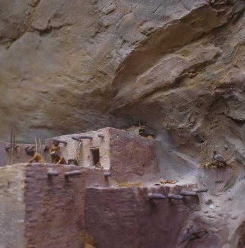 Diorama - Pueblo III, IV