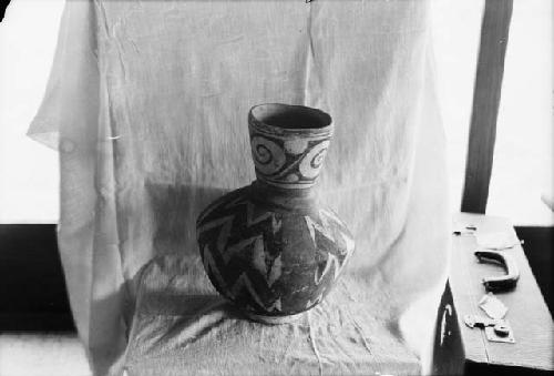 Large decorated jar or vase from excavation 1-31, grave 1E