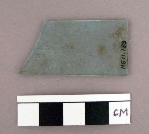 Flat glass fragments