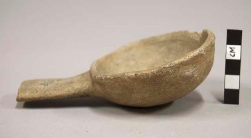 Jeddito plain pottery ladle