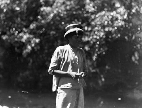 Portrait of Guaimi in hat; Rio Quebrada