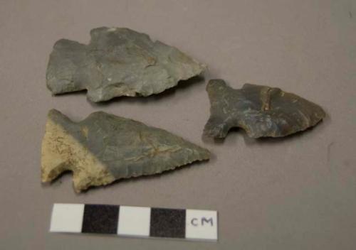 Chipped stone projectile points, stemmed, corner notched & side notched